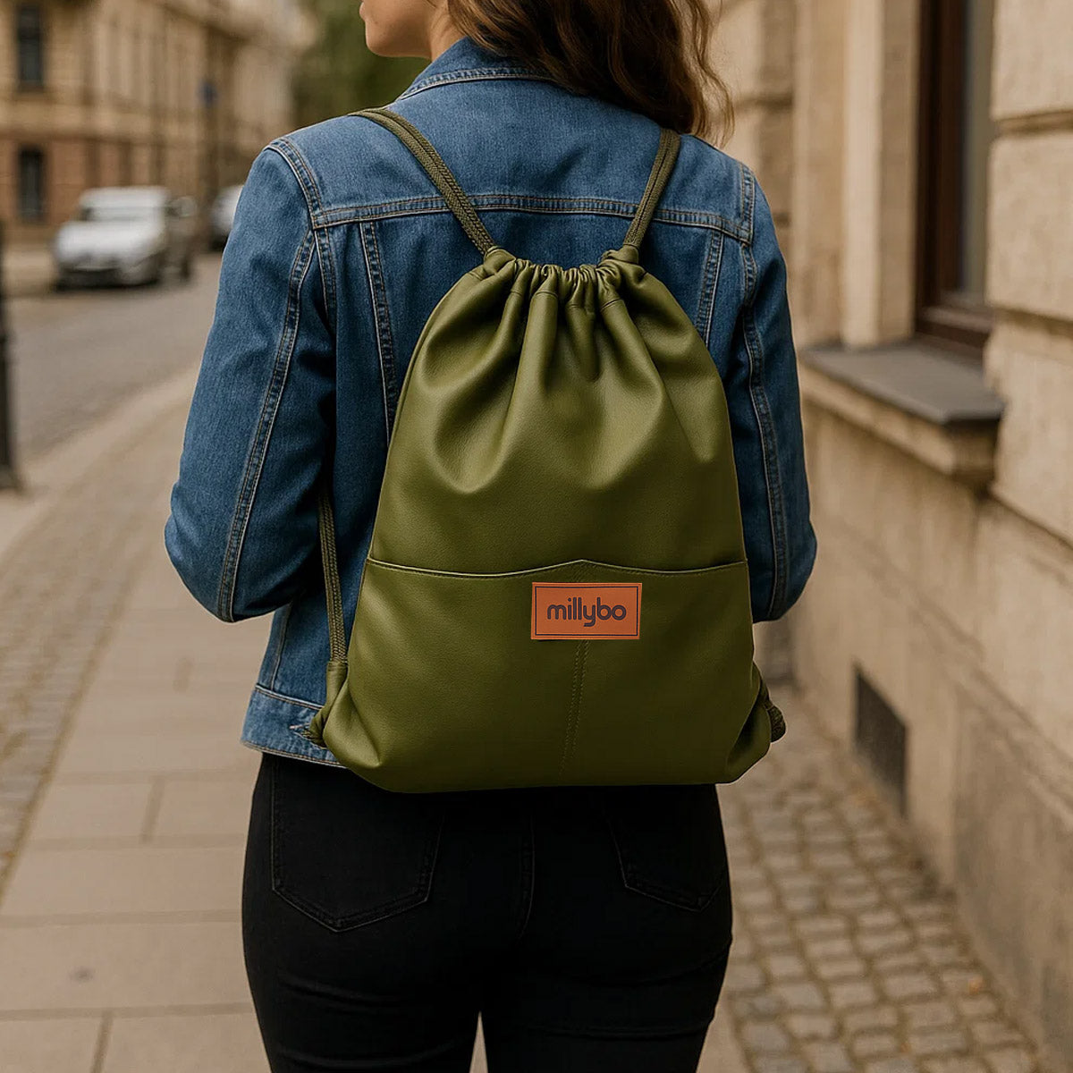 MILLYBO SACCO ECO Turnbeutel aus Kunstleder – Eleganter Beutelrucksack Olive