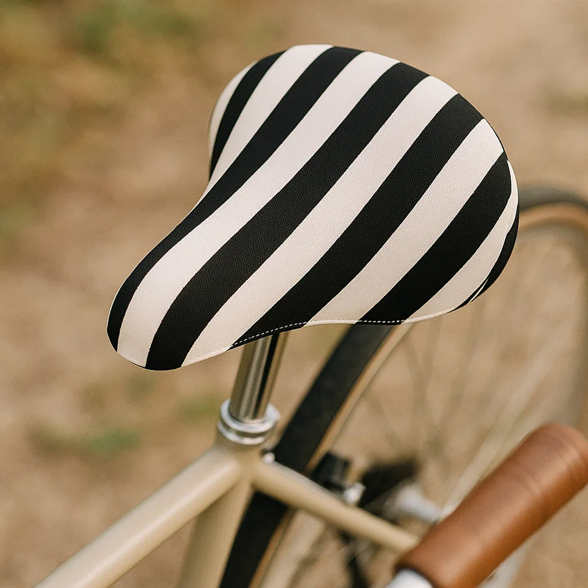 MILLYBO Fahrrad Sattelüberzug – Stylischer Schutz für Ihren Sattel 240.002